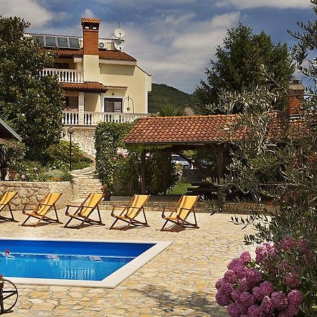 Ičići Apartments Petricic With Swimming Pool מראה חיצוני תמונה